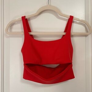❤️🧘🏽‍♀️NWOT🧘🏼‍♀️❤️ALO Yoga Slit Bra - Crop Top ❤️ Red Hot
